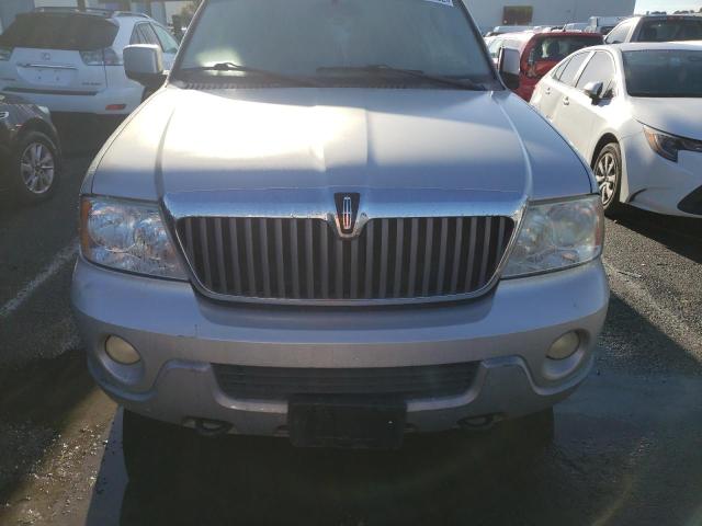 5LMFU28R43LJ32042 - 2003 LINCOLN NAVIGATOR 银色 照片 9