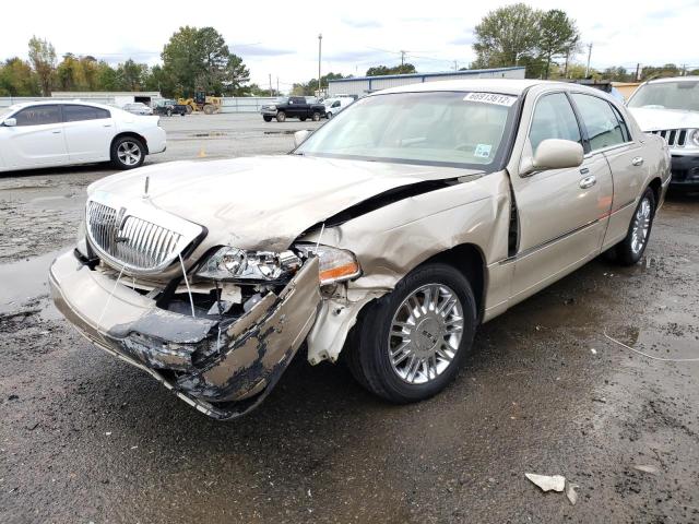 2LNHM82V68X636946 - 2008 LINCOLN TOWN CAR S TAN photo 1