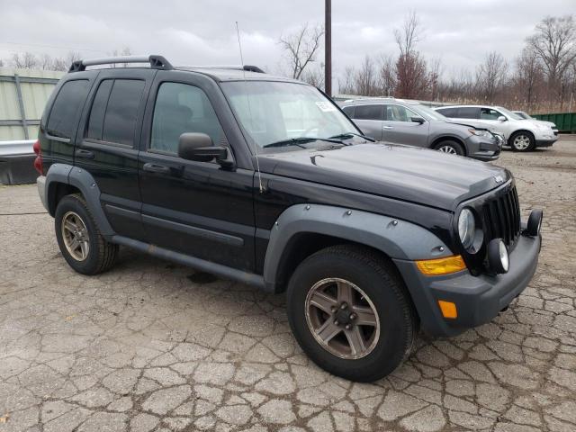 1J4GL38K06W181842 - 2006 JEEP LIBERTY RE BLACK photo 4