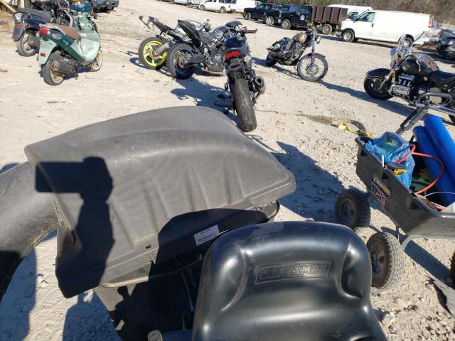 BILLOFSALE - 2010 CRAF MOWER 灰色 照片 6