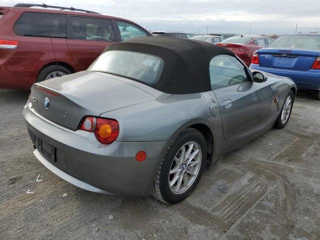 4USBT33594LS49503 - 2004 BMW Z4 2.5 GRAY photo 4