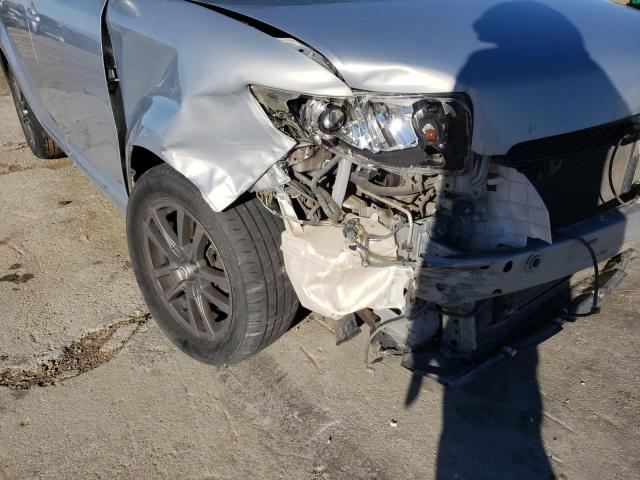 JTLZE4FE2DJ039180 - 2013 TOYOTA SCION XB ვერცხლისფერი ფოტო 9