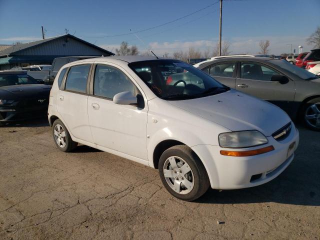 KL1TD66688B094281 - 2008 CHEVROLET AVEO BASE WHITE photo 4
