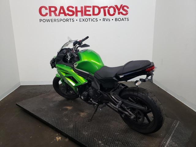 JKAEXEE10CDA04298 - 2012 KAWASAKI EX650 EC GREEN photo 3