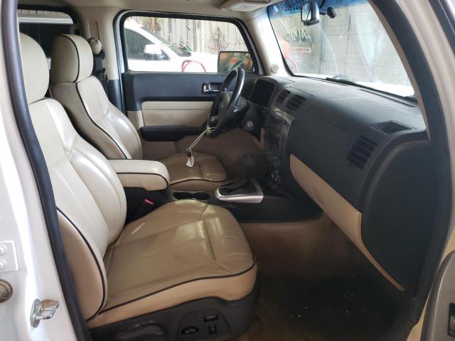 5GTEN13E888137116 - 2008 HUMMER H3 WHITE photo 5