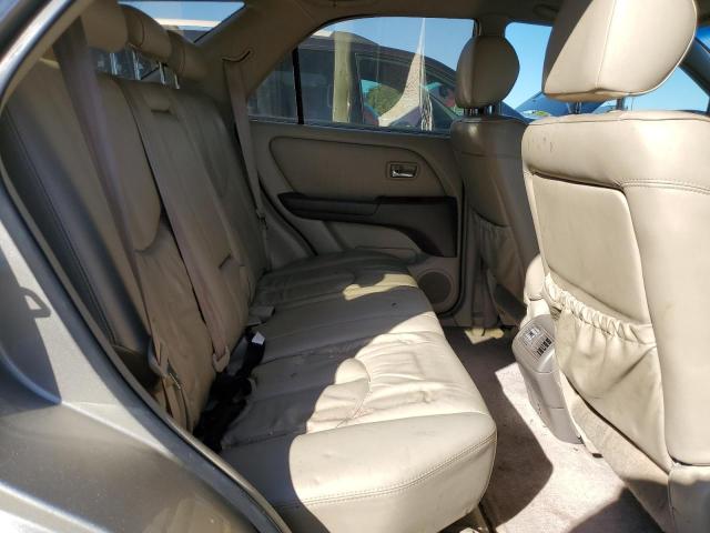 JTJHF10U120255735 - 2002 LEXUS RX 300 GOLD photo 11