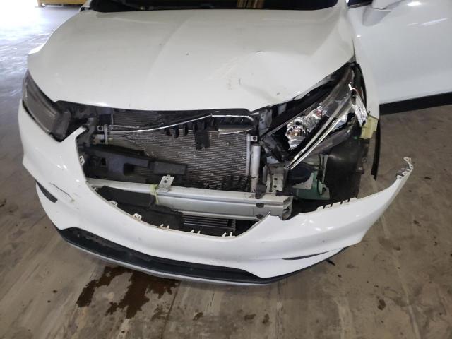 KL4CJASB7JB665895 - 2018 BUICK ENCORE PRE WHITE photo 9