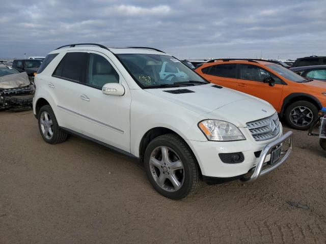 4JGBB22E88A384022 - 2008 MERCEDES-BENZ ML 320 CDI WHITE photo 1