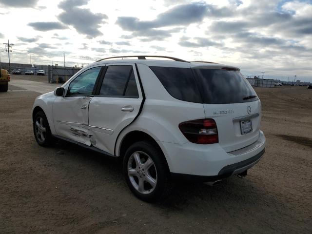 4JGBB22E88A384022 - 2008 MERCEDES-BENZ ML 320 CDI WHITE photo 3