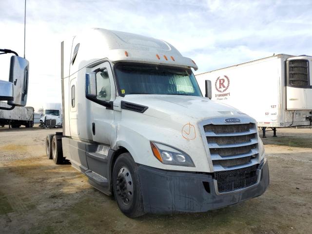 3AKJHHDR1KSKH9800 - 2019 FREIGHTLINER CASCADIA 1 WHITE photo 1