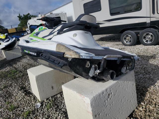 YAMA2997C818 - 2018 YAMAHA WAVERUNNER WHITE photo 3