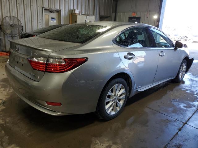 JTHBW1GG7F2078870 - 2015 LEXUS ES 300H SILVER photo 4