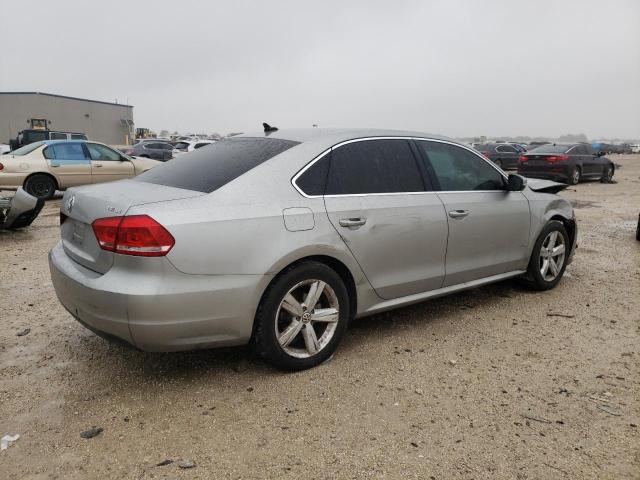 1VWBS7A39EC039872 - 2014 VOLKSWAGEN PASSAT SE SILVER photo 3