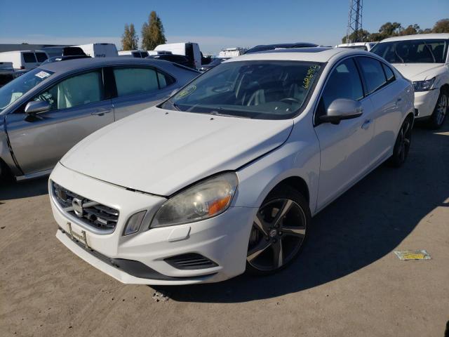 YV1902FH6C2142727 - 2012 VOLVO S60 T6 WHITE photo 2