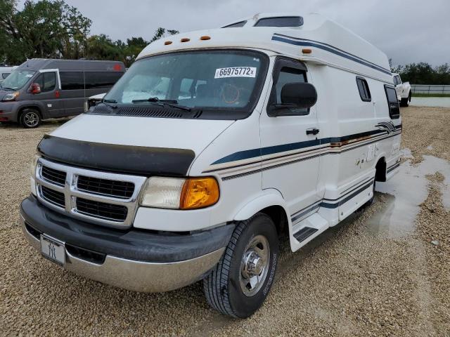 2B6LB31Z9WK123247 - 1998 DODGE RAM VAN B3 WHITE photo 2