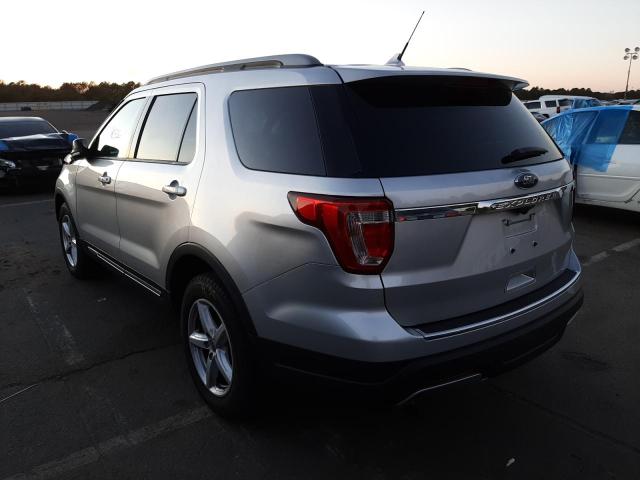 1FM5K7D88JGB14888 - 2018 FORD EXPLORER X SILVER photo 3