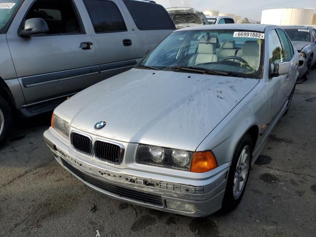 WBACD4326WAV63866 - 1998 BMW 328 I AUTO SILVER photo 2