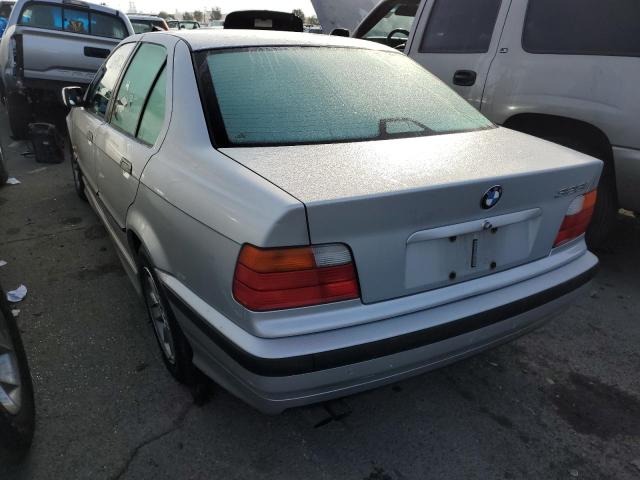 WBACD4326WAV63866 - 1998 BMW 328 I AUTO SILVER photo 3