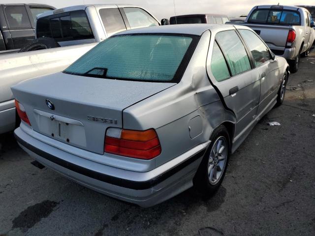 WBACD4326WAV63866 - 1998 BMW 328 I AUTO SILVER photo 4