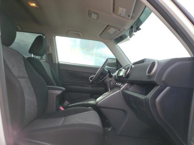 JTLZE4FE7FJ082481 - 2015 TOYOTA SCION XB თეთრი ფოტო 5