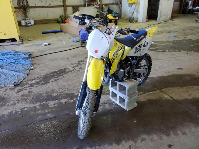 RFDRD16C2N1100373 - 2022 SUZUKI RM85 YELLOW photo 2