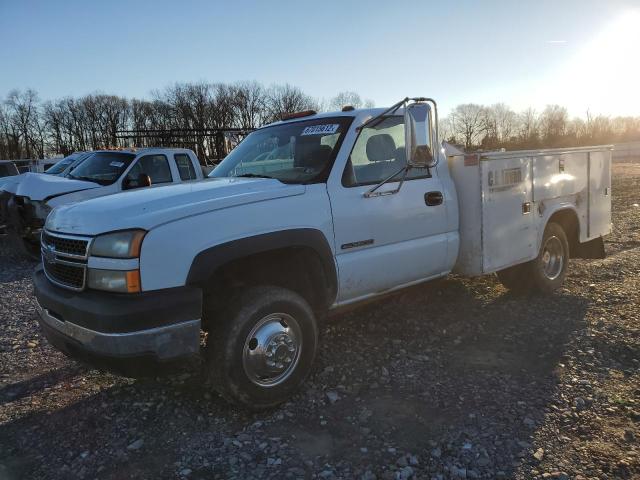 1GBJC34U17E174137 - 2007 CHEVROLET 3500 WHITE photo 1