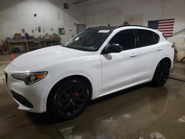 ZASPAKBN9M7D14959 - 2021 ALFA ROMEO STELVIO TI WHITE photo 1