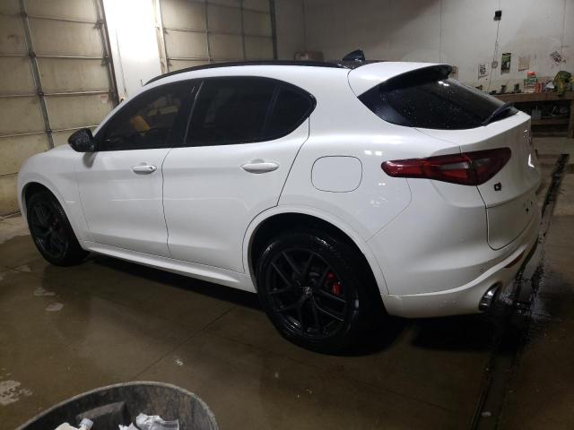 ZASPAKBN9M7D14959 - 2021 ALFA ROMEO STELVIO TI WHITE photo 2