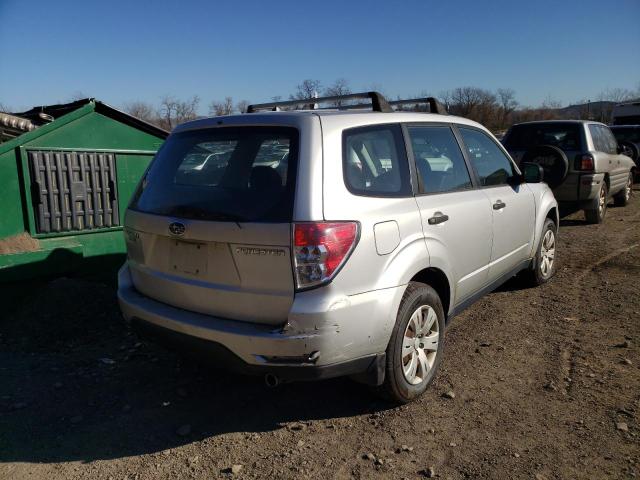 JF2SH61679H724744 - 2009 SUBARU FORESTER 2 SILVER photo 4