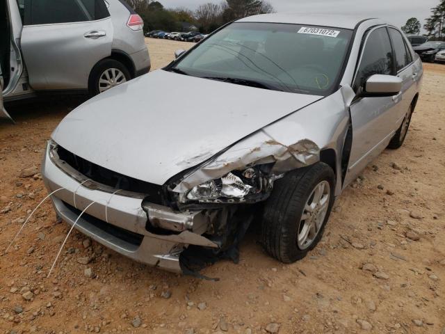 1HGCM56397A025713 - 2007 HONDA ACCORD SE SILVER photo 2