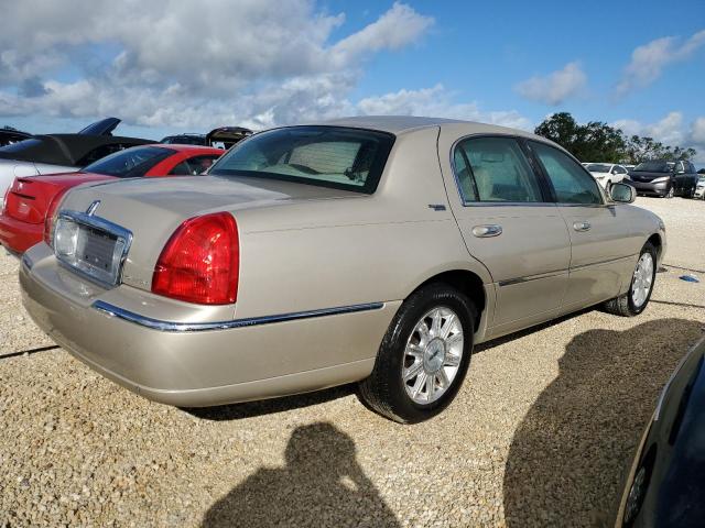 2LNHM82V79X605965 - 2009 LINCOLN TOWN CAR S TAN photo 4