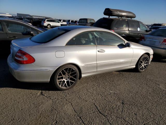 WDBTJ65J03F010140 - 2003 MERCEDES-BENZ CLK 320C SILVER photo 3