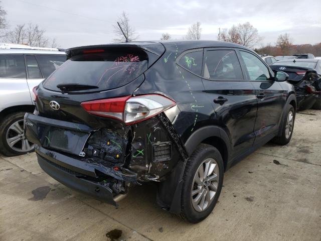 KM8J2CA48JU659693 - 2018 HYUNDAI TUCSON SE BLACK photo 4