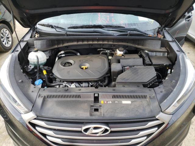 KM8J2CA48JU659693 - 2018 HYUNDAI TUCSON SE BLACK photo 7