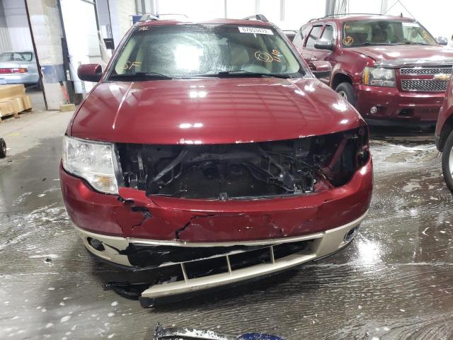 1FMDK08W68GA15623 - 2008 FORD TAURUS X E BURGUNDY photo 5