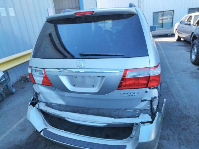 5FNRL38815B106184 - 2005 HONDA ODYSSEY TO SILVER photo 6