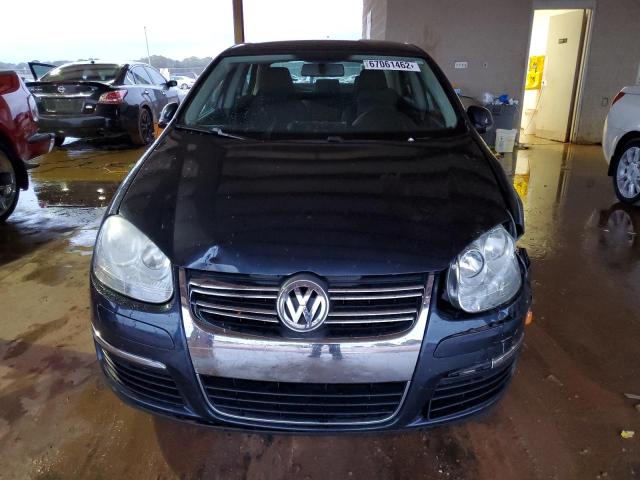 3VWJX7AJ9AM059642 - 2010 VOLKSWAGEN JETTA BLACK photo 5