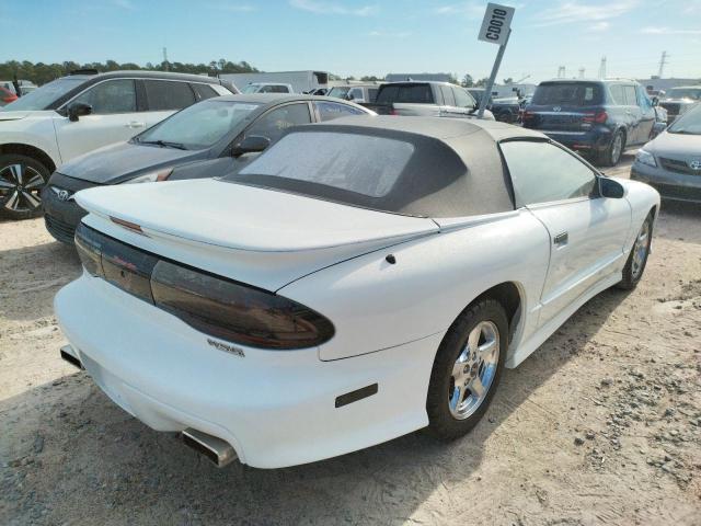 2G2FV32P3T2218027 - 1996 PONTIAC FIREBIRD F WHITE photo 4