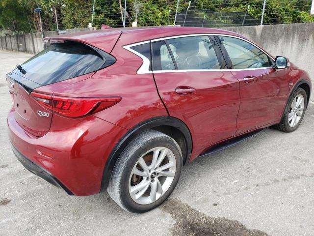 SJKCH5CP3JA059290 - 2018 INFINITI QX30 BASE RED photo 3