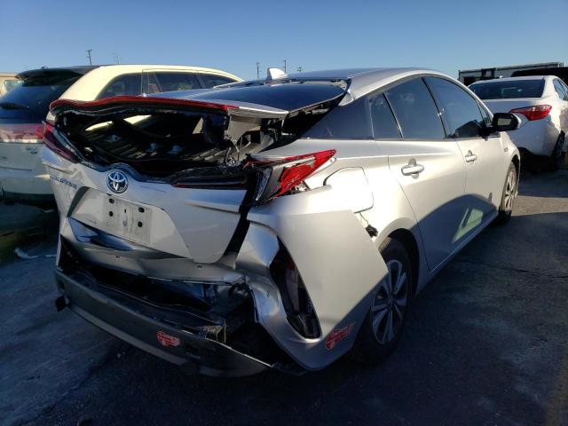JTDKARFP7H3036700 - 2017 TOYOTA PRIUS PRIM 银色 照片 4