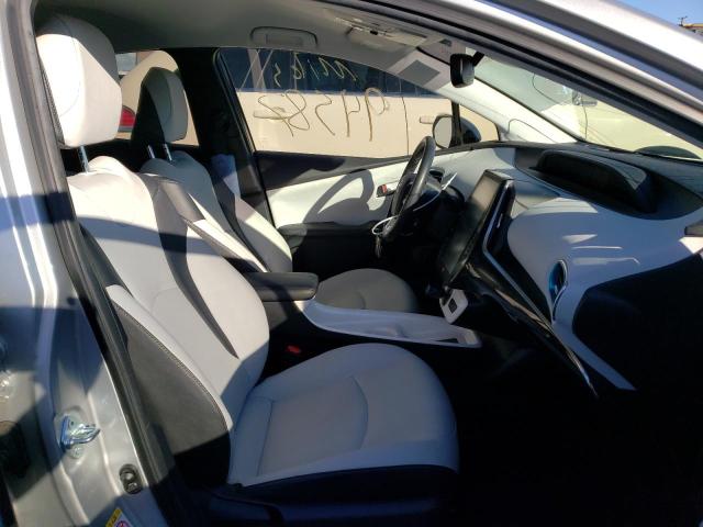 JTDKARFP7H3036700 - 2017 TOYOTA PRIUS PRIM 银色 照片 5