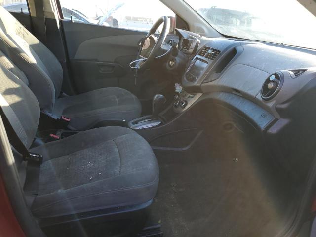 1G1JA5SH2D4170272 - 2013 CHEVROLET SONIC LS RED photo 5