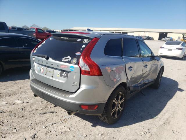 YV4902DZ1B2156001 - 2011 VOLVO XC60 T6 SILVER photo 4