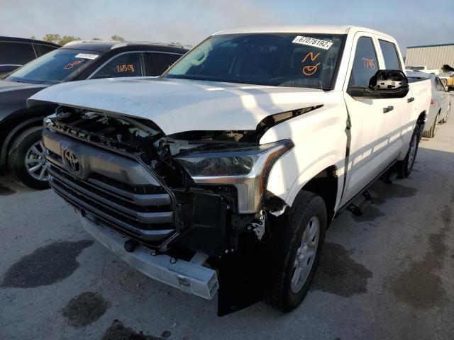 5TFKB5AB7NX001810 - 2022 TOYOTA TUNDRA CRE WHITE photo 2