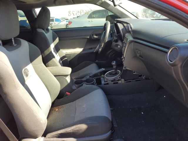JTKJF5C73E3069238 - 2014 TOYOTA SCION TC RED photo 5