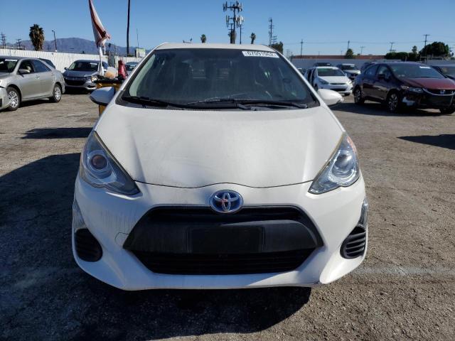 JTDKDTB35G1118913 - 2016 TOYOTA PRIUS C WHITE photo 5