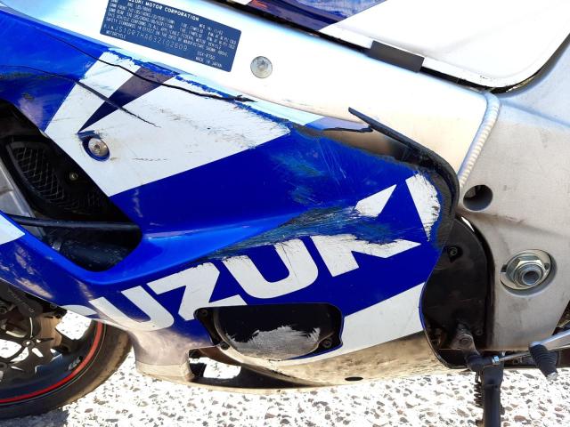 JS1GR7HA632102609 - 2003 SUZUKI GSX-R750 BLUE photo 9