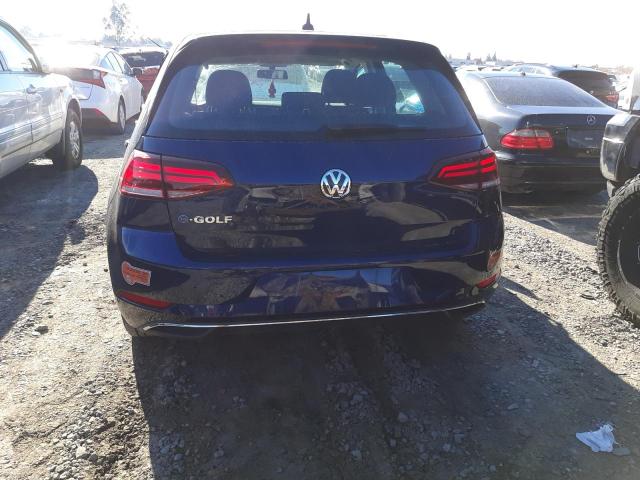 WVWKR7AU5KW909313 - 2019 VOLKSWAGEN E-GOLF SE BLUE photo 6