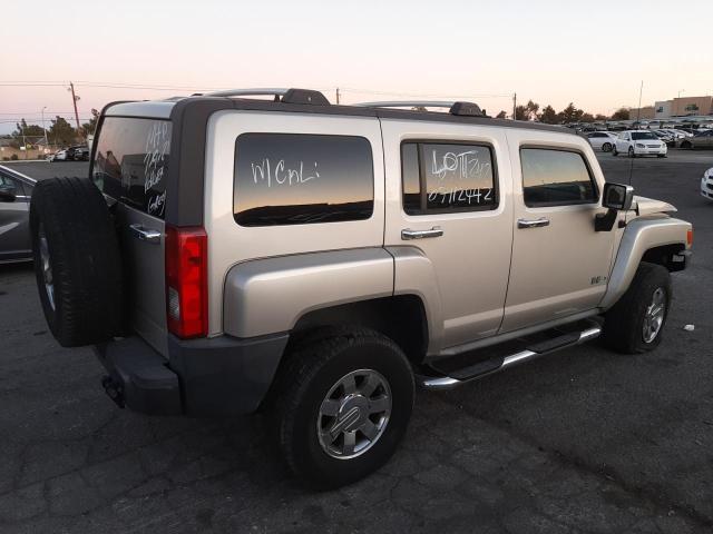 5GTDN136768104156 - 2006 HUMMER H3 SILVER photo 3
