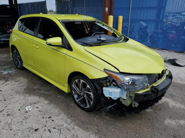 JTNKARJE4JJ565573 - 2018 TOYOTA COROLLA IM YELLOW photo 1